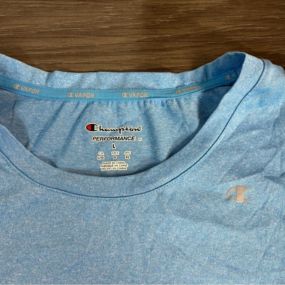 Champion Women's Blue Athletic Short Sleeve Top LARGE - Picture 3 of 4